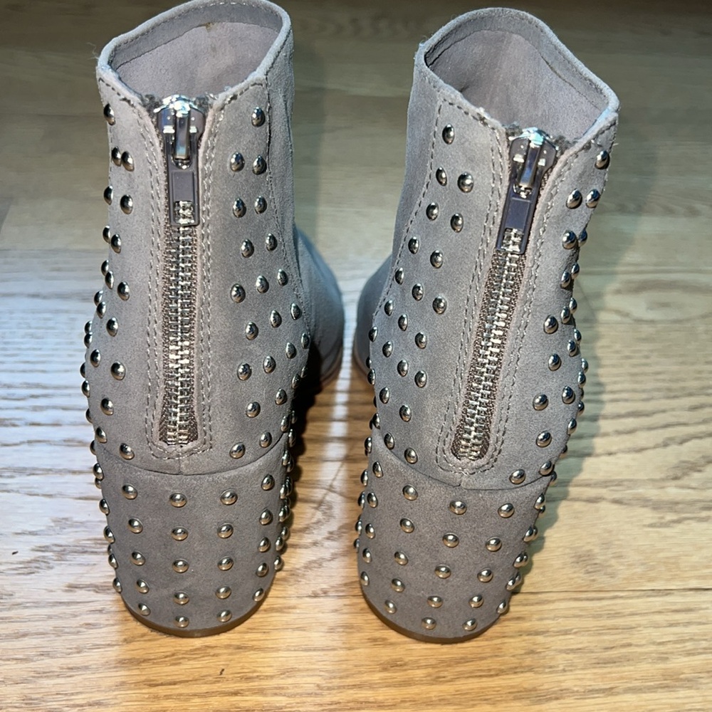 Steve Madden Gray Suede Studded Block Heel Ankle Boots Women’s Size 7.5M - Picture 7 of 11